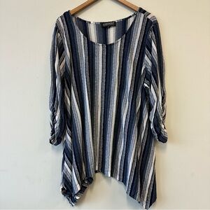Context Navy and White Striped Tunic with 3/4 Scrunch Sleeves